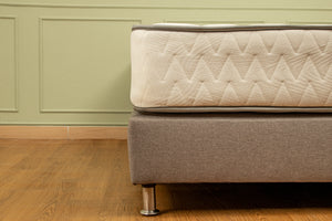 Base cama con colchón + almohada + protector
