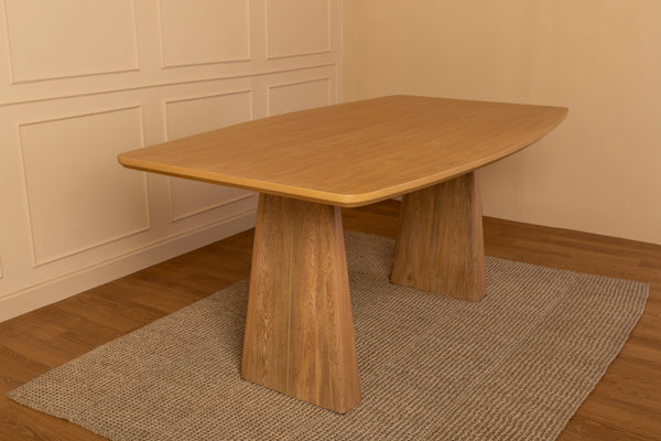 Mesa de comedor Belén